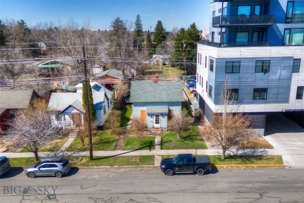 113 S Wallace Avenue