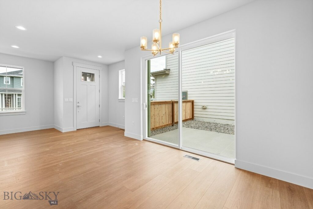 1131 Butler Creek Avenue