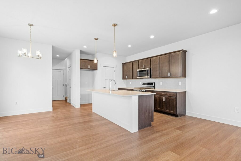 1131 Butler Creek Avenue