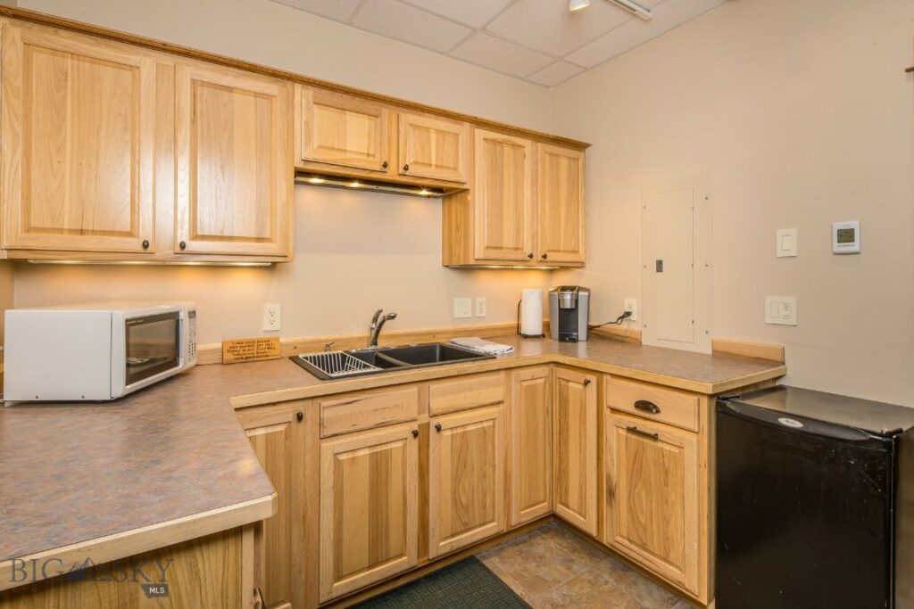 115 Aspen Leaf Drive