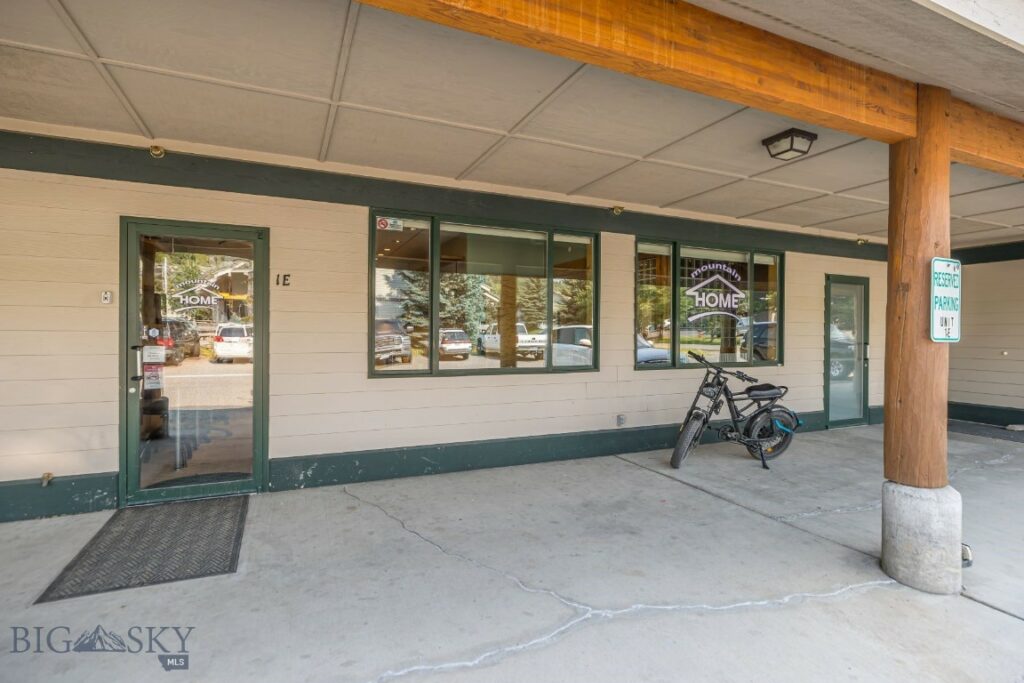 115 Aspen Leaf Drive