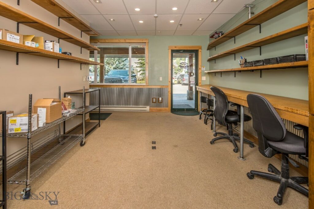 115 Aspen Leaf Drive