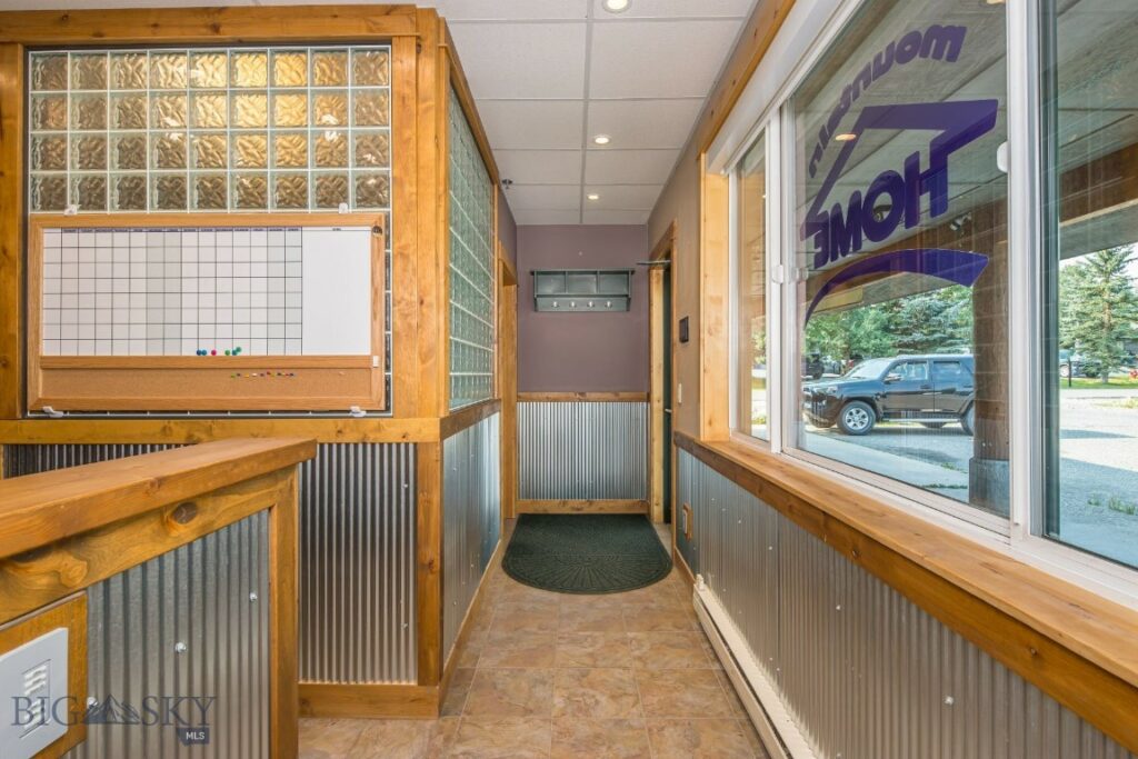 115 Aspen Leaf Drive