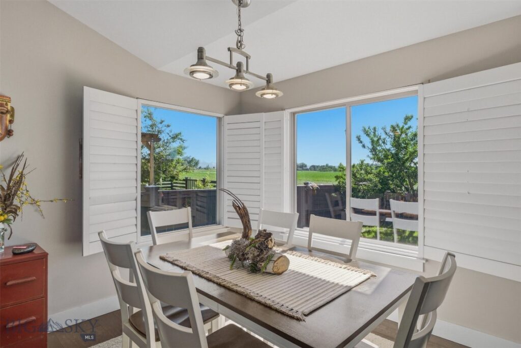 1155 Advance Drive
