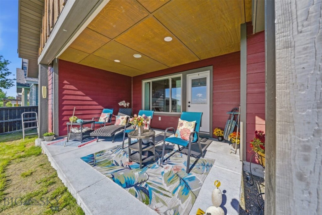 1155 Advance Drive