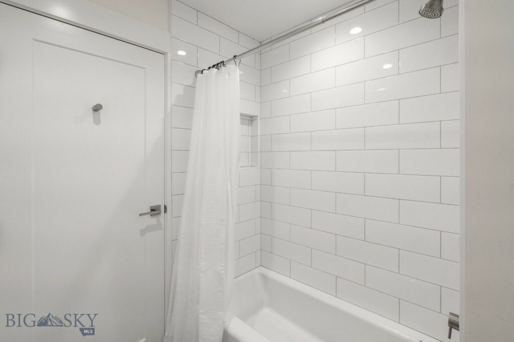 116 N Bozeman