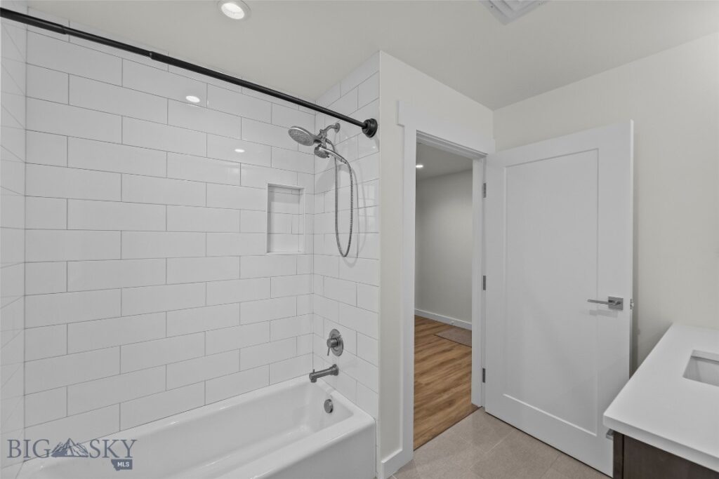 116 N Bozeman Avenue