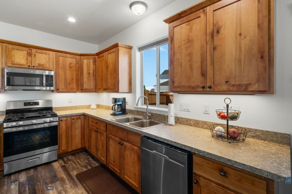 1165 Stewart Loop