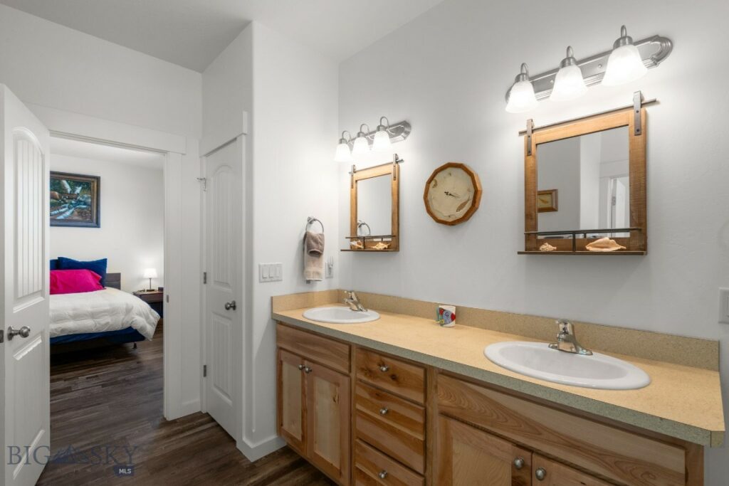 Bozeman MT 59718 - 8