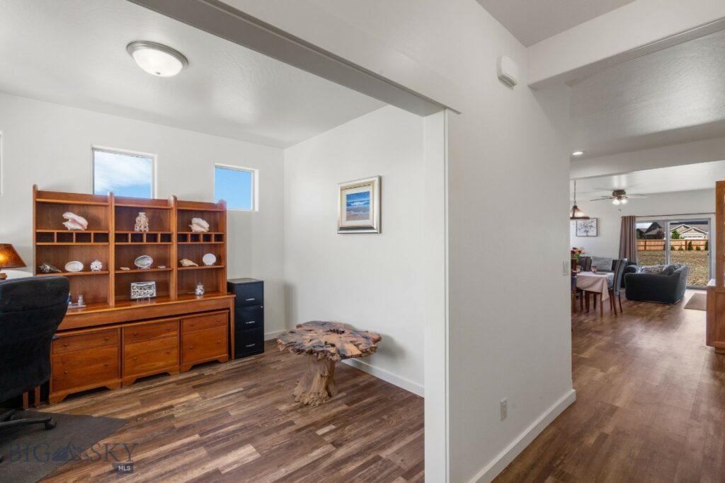 1165 Stewart Loop