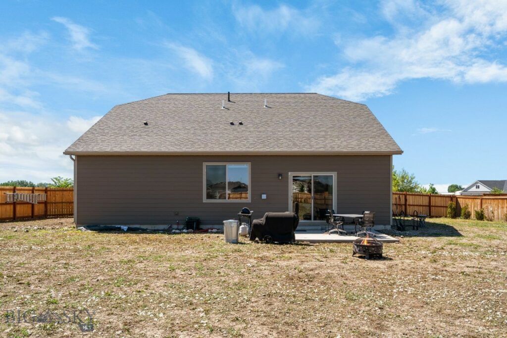1165 Stewart Loop
