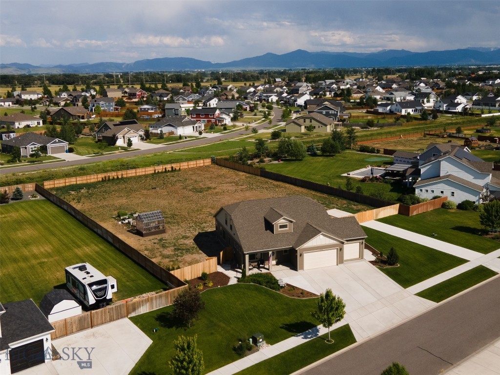 1165 Stewart Loop