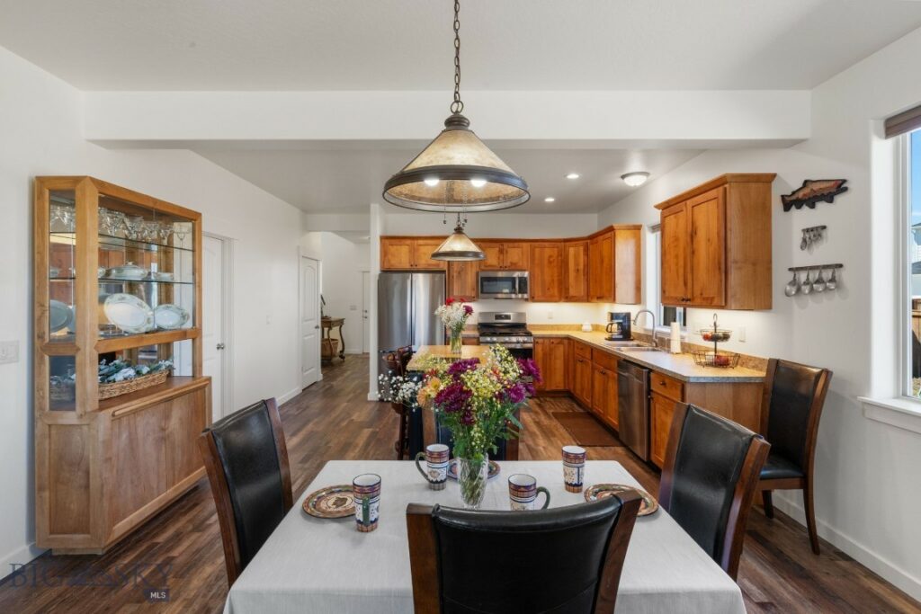 1165 Stewart Loop