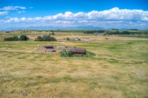 11762 Gooch Hill Road, Gallatin Gateway MT 59730