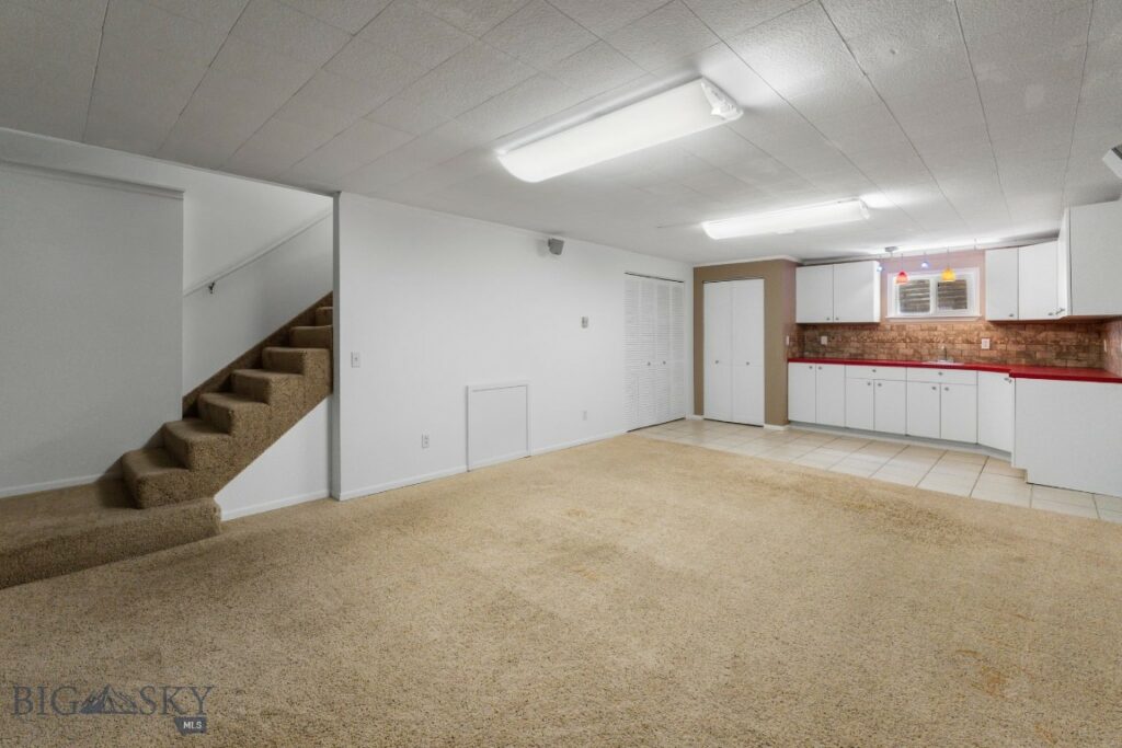 118 S 15th Avenue