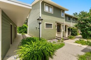 118 S 15th Avenue, Bozeman MT 59715