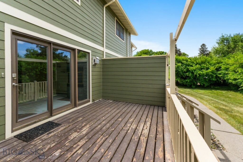 118 S 15th Avenue