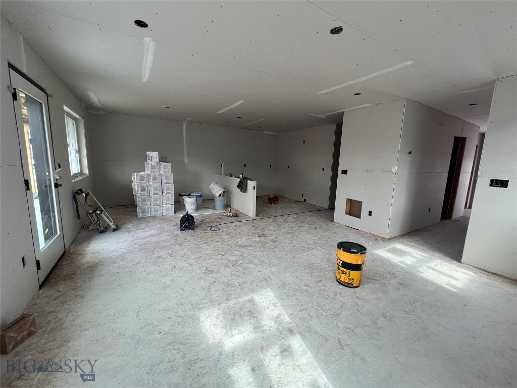 1201 Westwood Circle