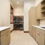 1221 Green Valley Way
