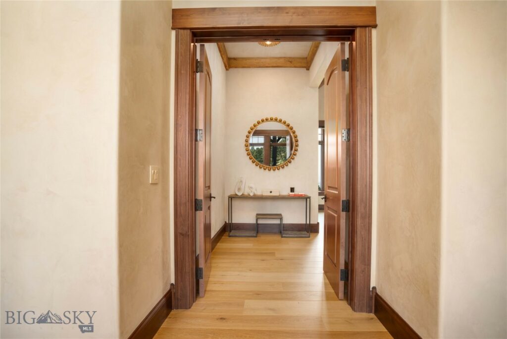 1221 Green Valley Way