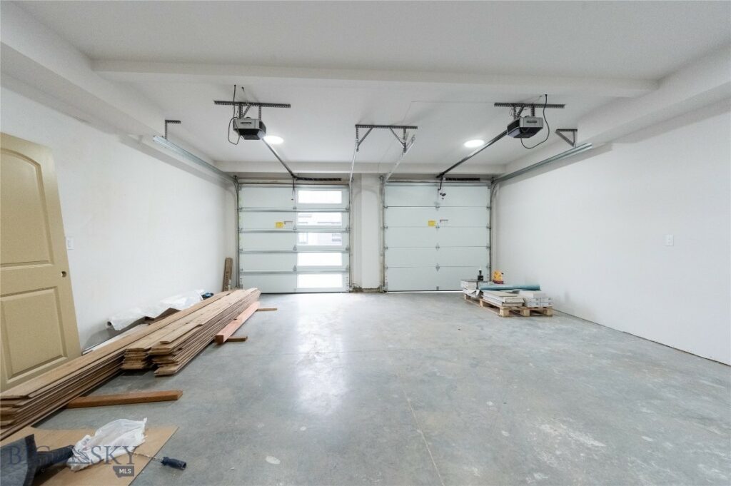 1222 Flanders Creek Avenue