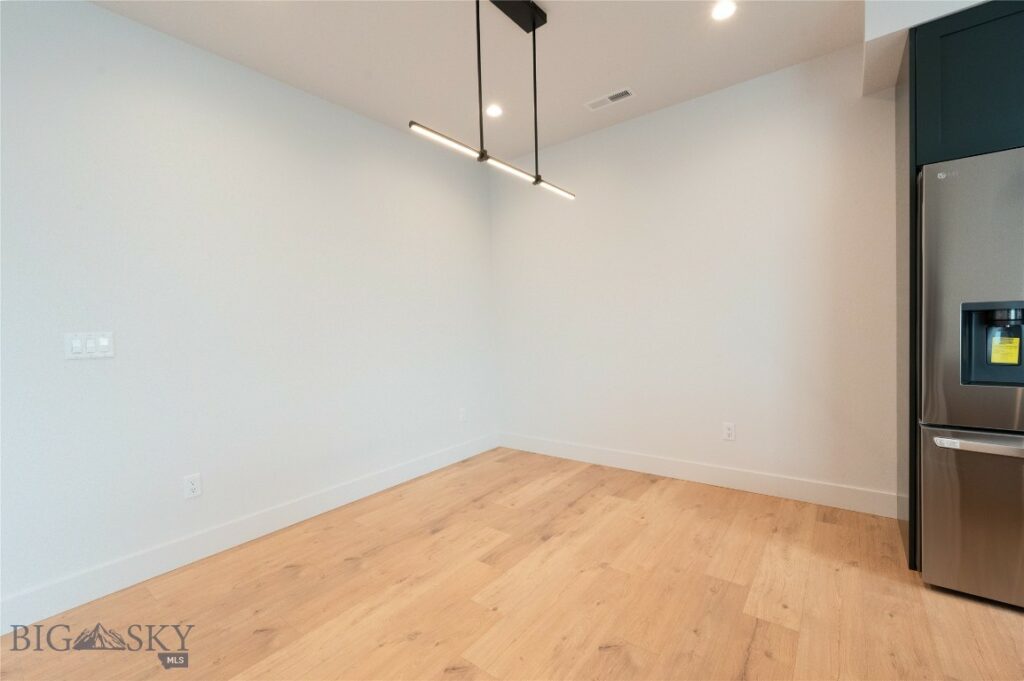 1222 Flanders Creek Avenue