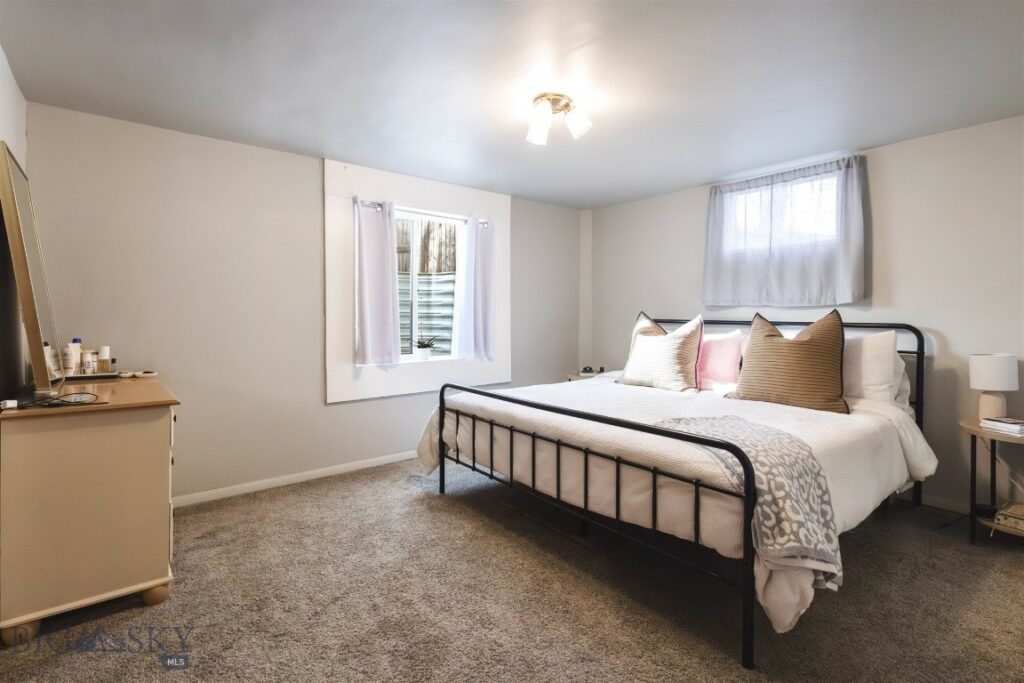 Bozeman MT 59715 - 16