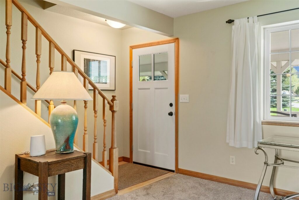 125 N Pheasant Drive