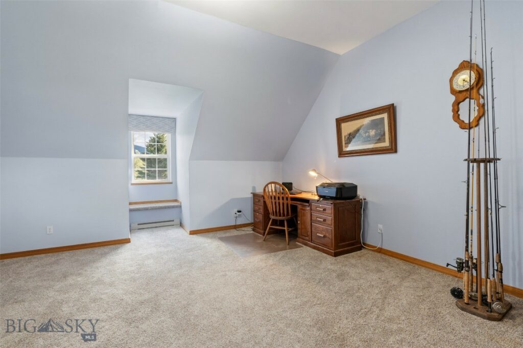 125 N Pheasant Drive