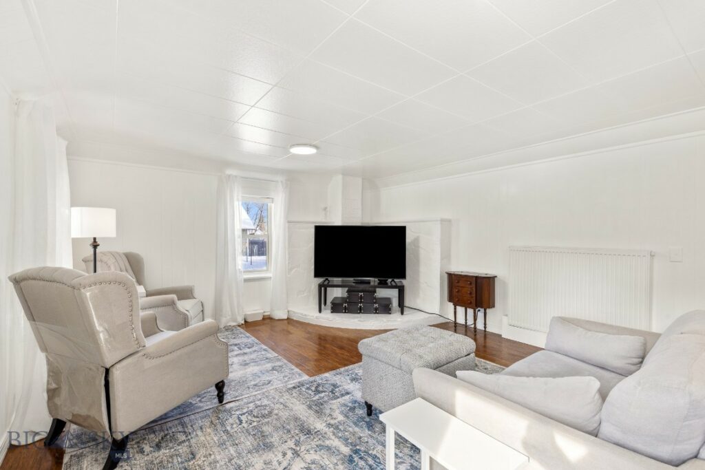 12977 Cottonwood Road