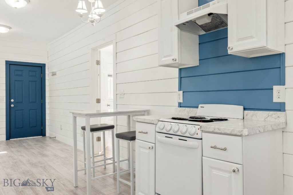 Bozeman MT 59718 - 18