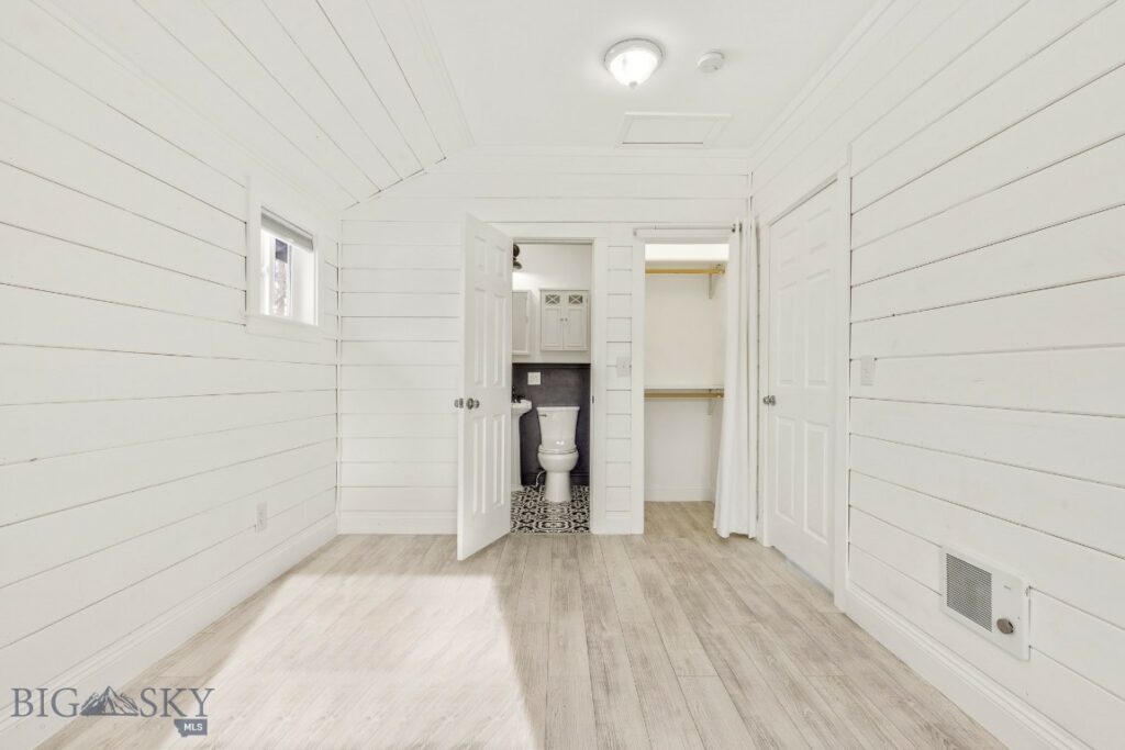 12977 Cottonwood Road