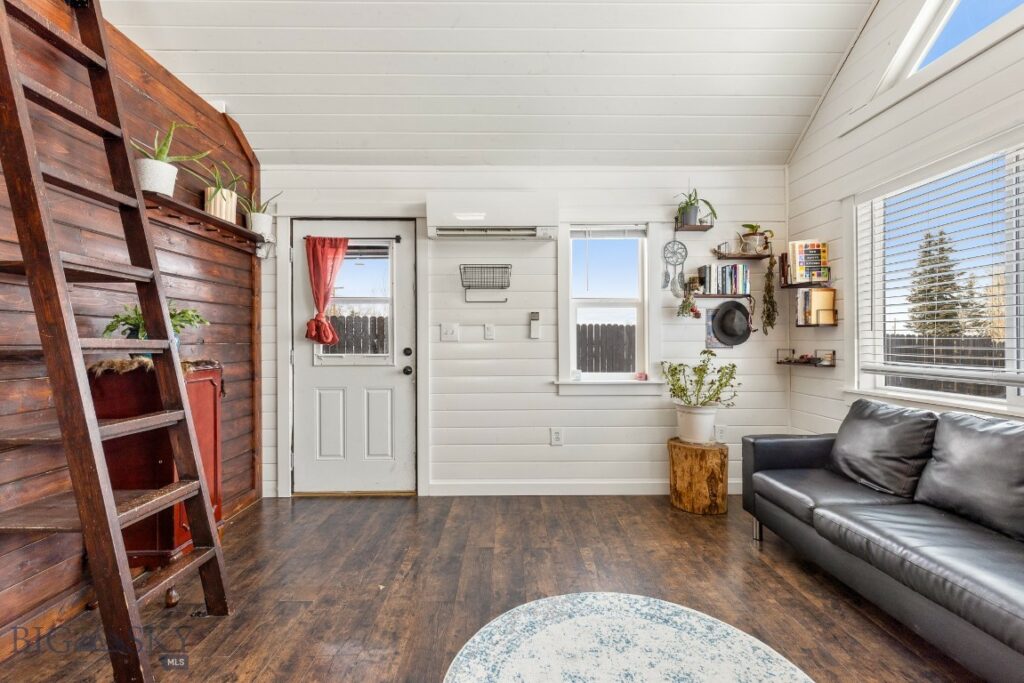 12977 Cottonwood Road