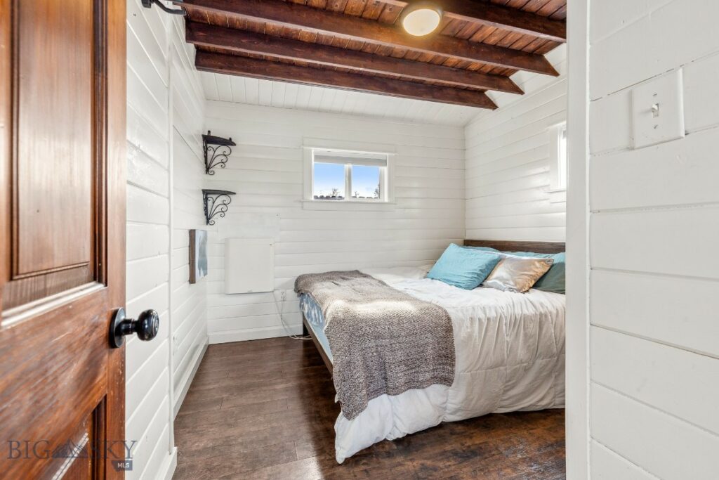 Bozeman MT 59718 - 24