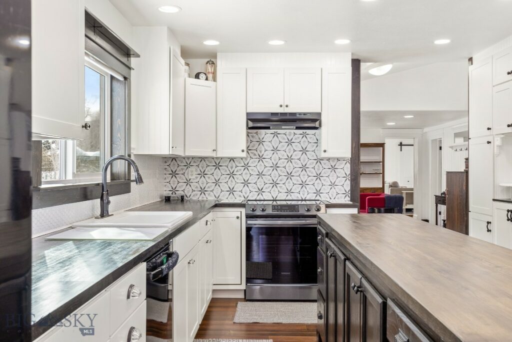 12977 Cottonwood Road