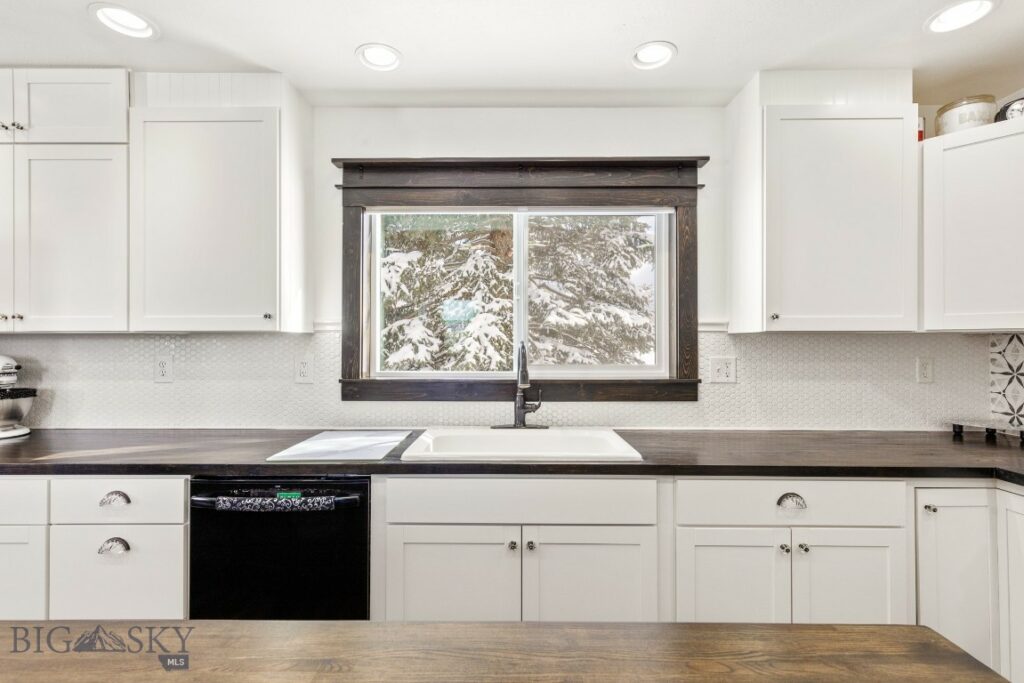 12977 Cottonwood Road