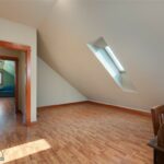 130 4 Dot Lane