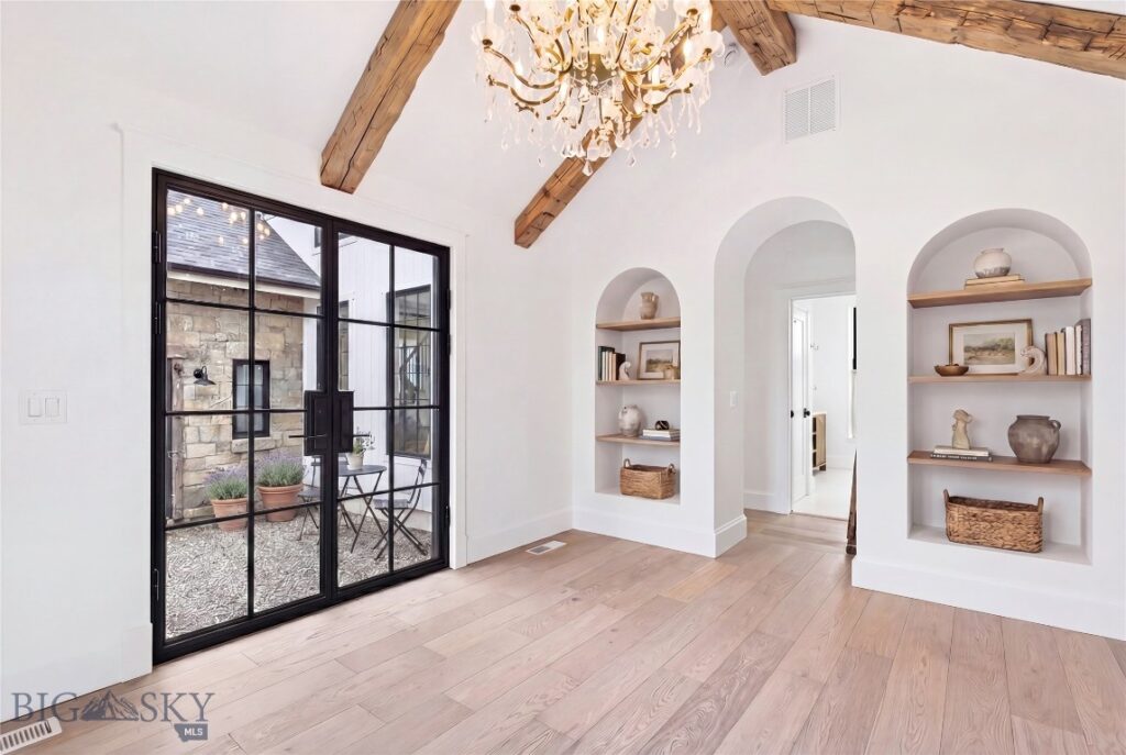 1301 Cambridge Drive