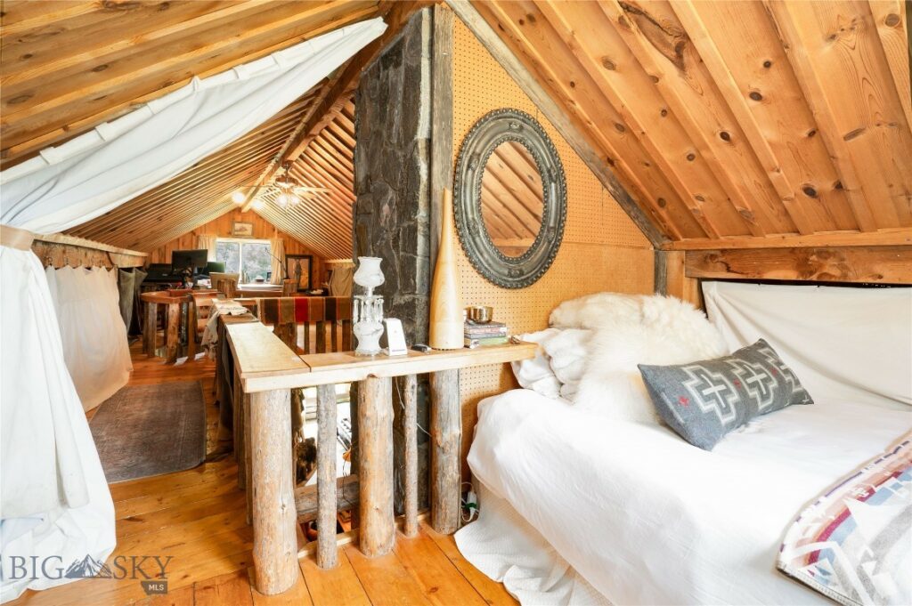 13011 Cottonwood Canyon Road