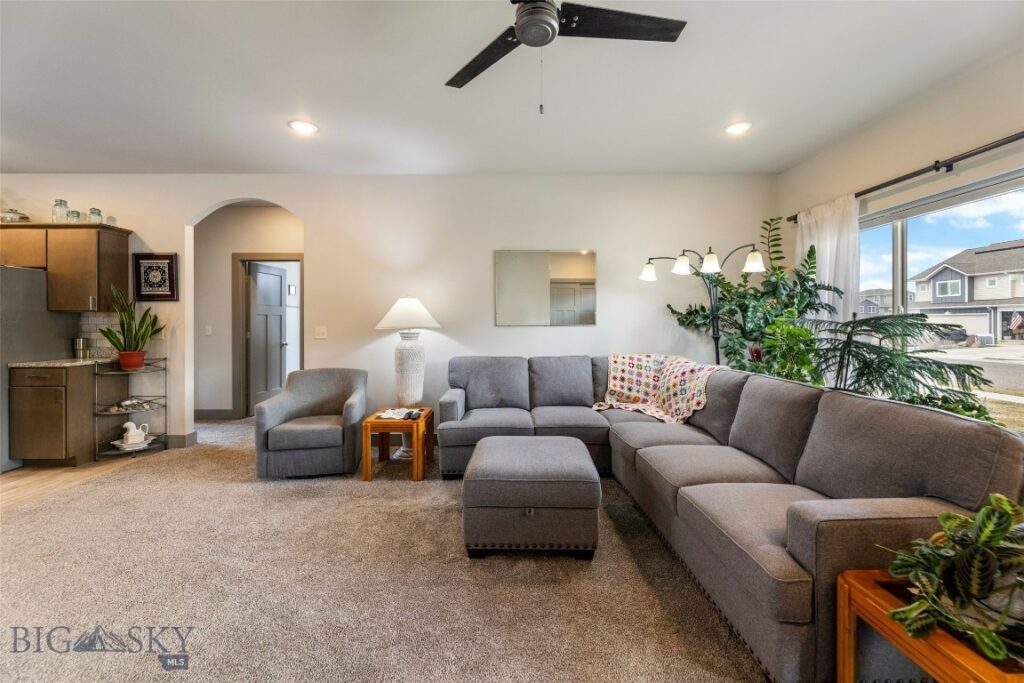 1308 Scooter Lane