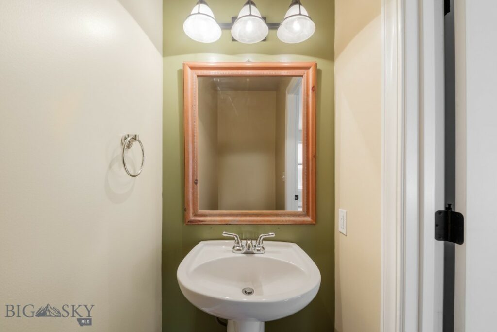 Belgrade MT 59714 - 4