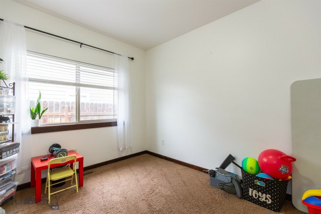 136 Shelter Grove Circle