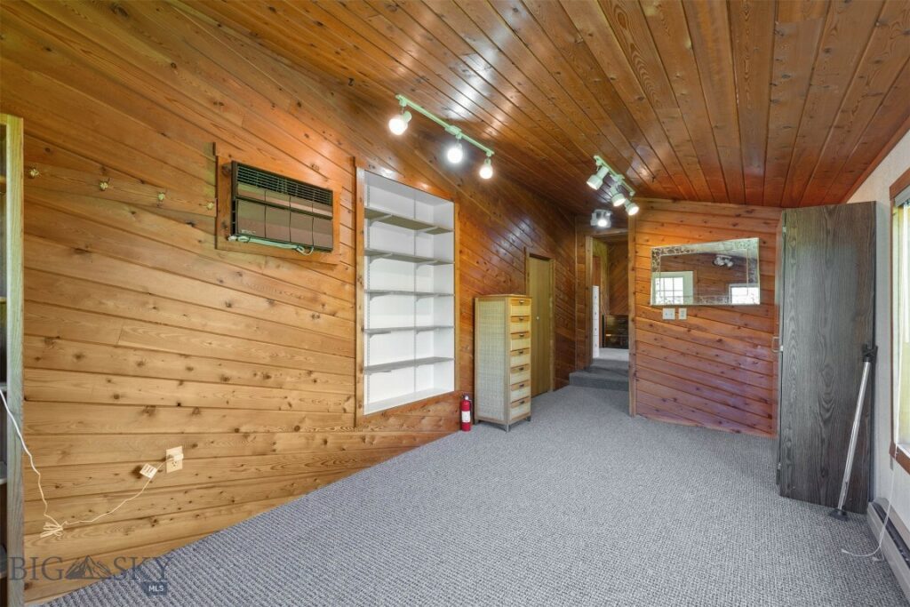 1385 Baldy Mountain Lane