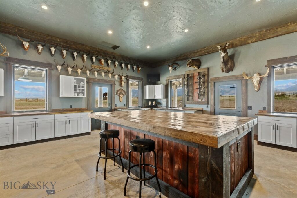 Belgrade MT 59714 - 9