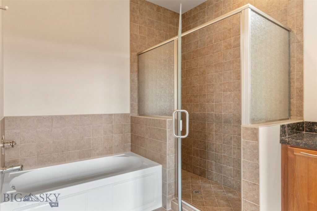 140 Village Crossing