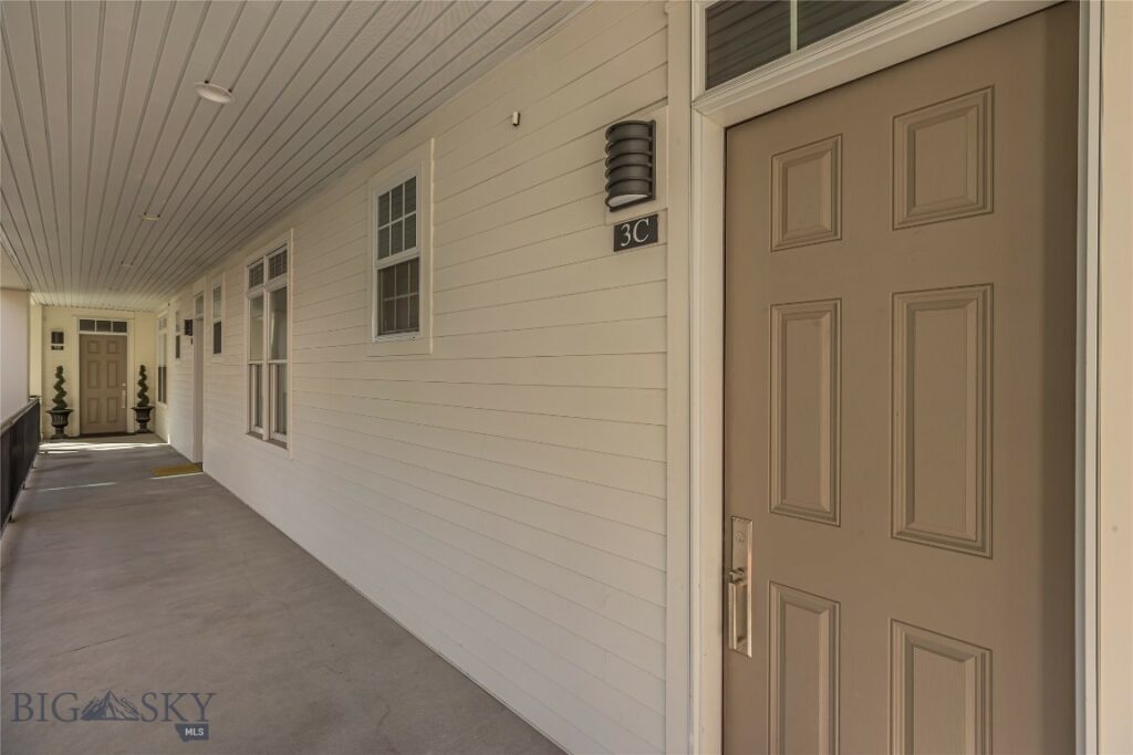 140 Village Crossing Way