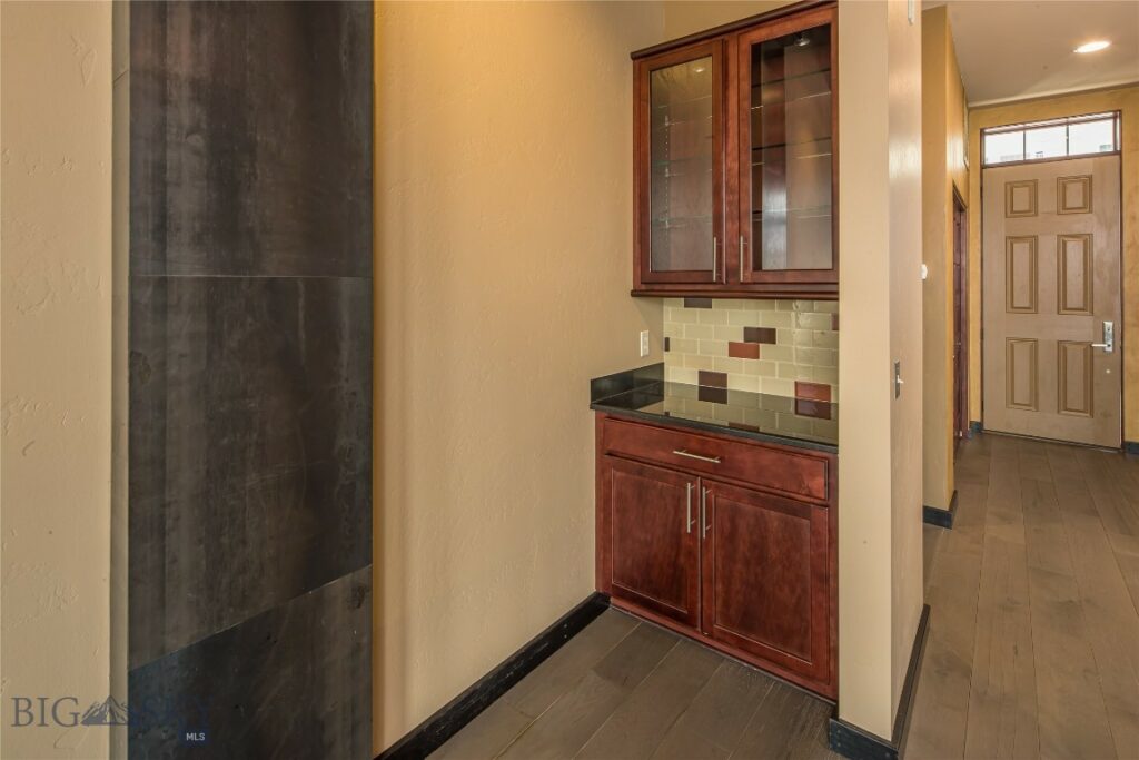 140 Village Crossing Way