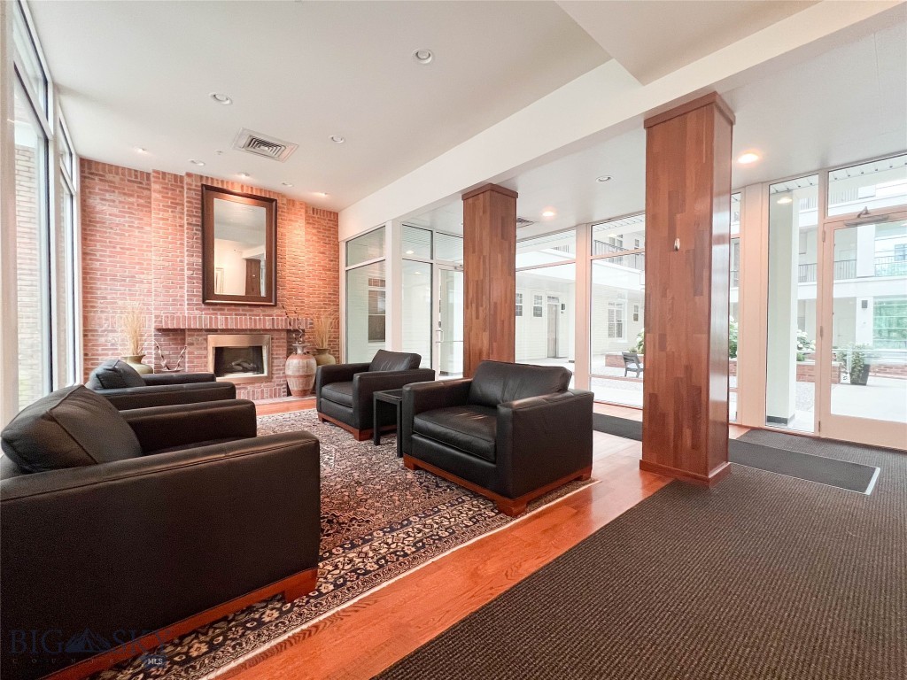 140 Village Crossing Way