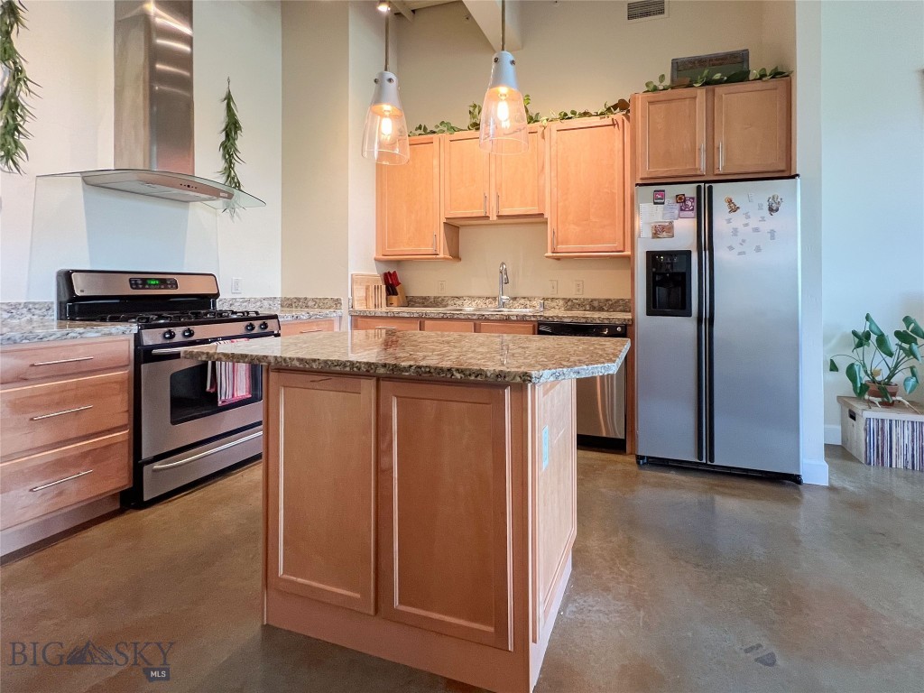 140 Village Crossing Way