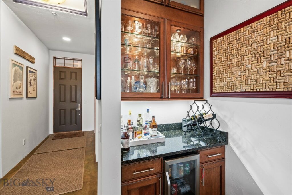 140 Village Crossing Way